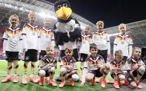 Einlaufkind beim Länderspiel