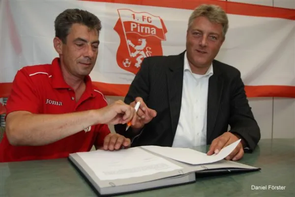 Sponsorenverträge mit der Volksbank Pirna