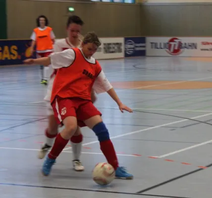 Frauen 1. Freundschaftsspiel in der Halle