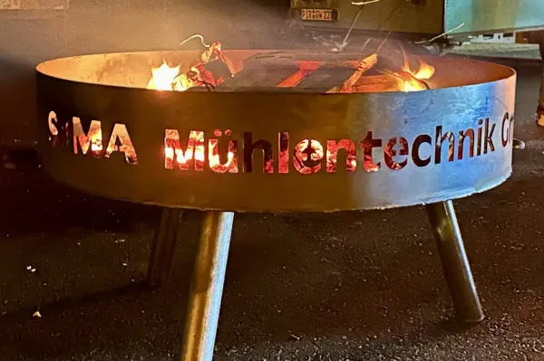 1. Weihnachtsbaumschmücken